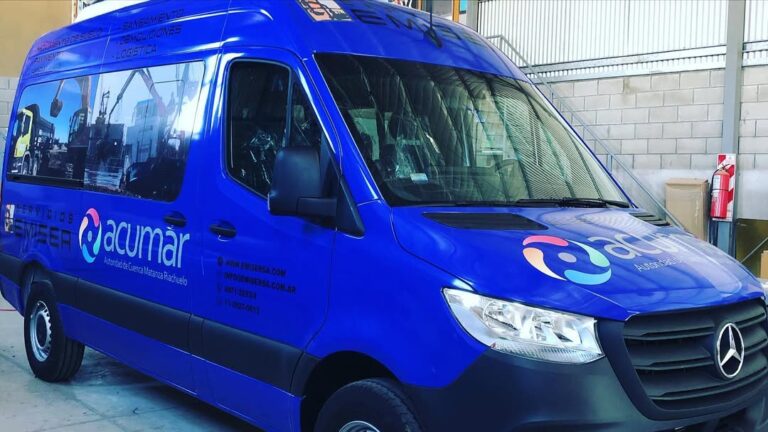 Rotulacon Sprinter __- Rotulación competa con vinilo Oracal 651 _- vidrios con microperforado 3M _- vinilo de corte impreso + laminado Oracal _____#oracal #oracal651 #oracal970ra #oracalwrap #stickerargenti (2)